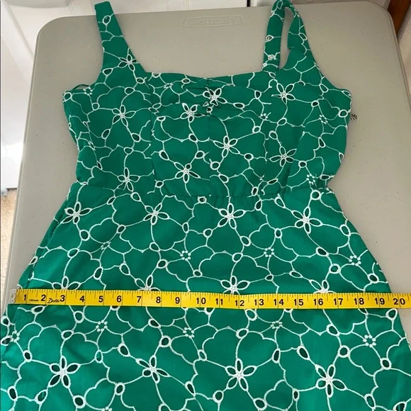 NWT Draper James Green Sundress with White Link-embroidery Size Medium - Picture 9 of 15